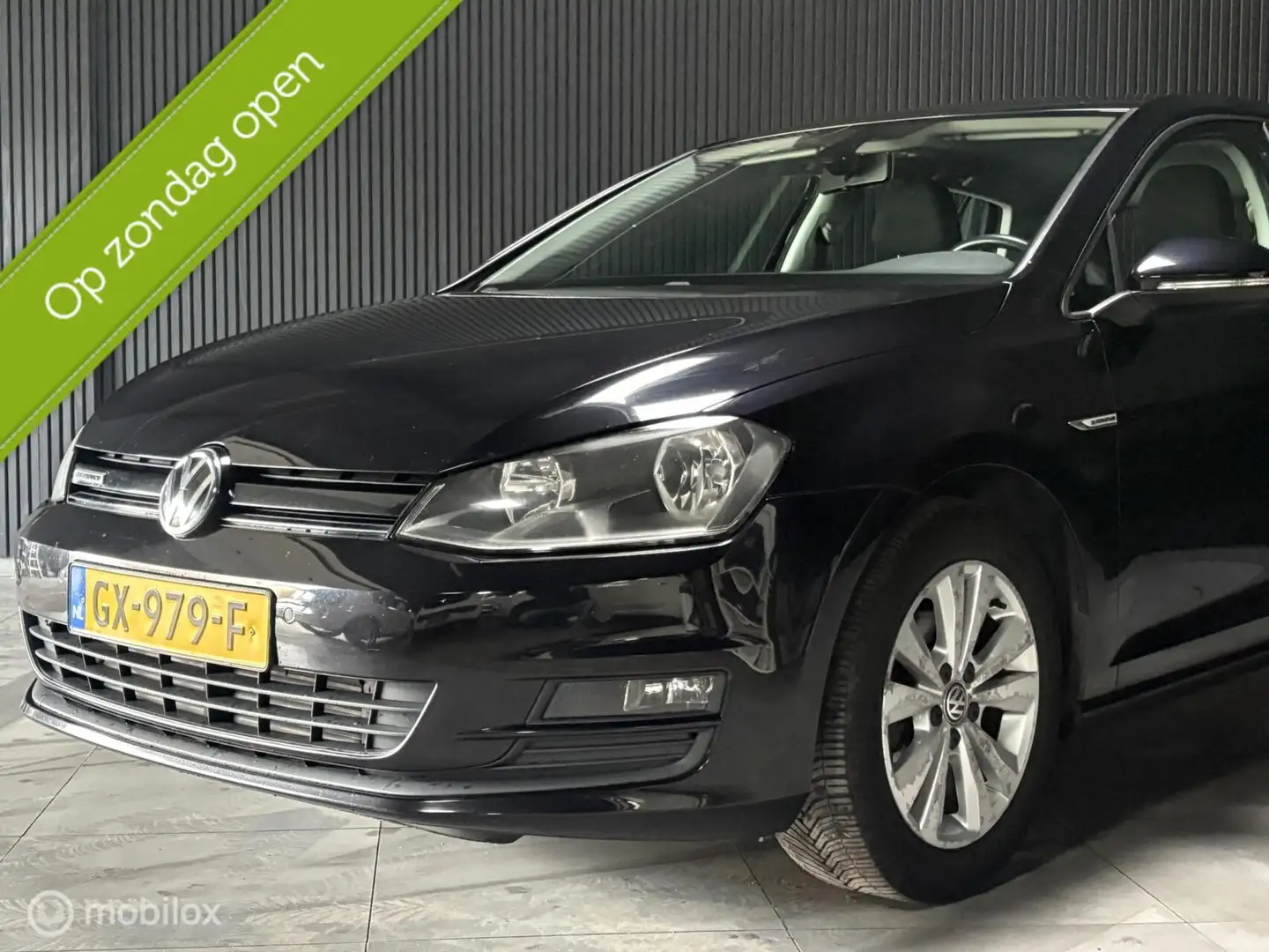 Volkswagen Golf 1.0 TSI Comfortline - Navi - Cruise - Nap - Schwarz - 2