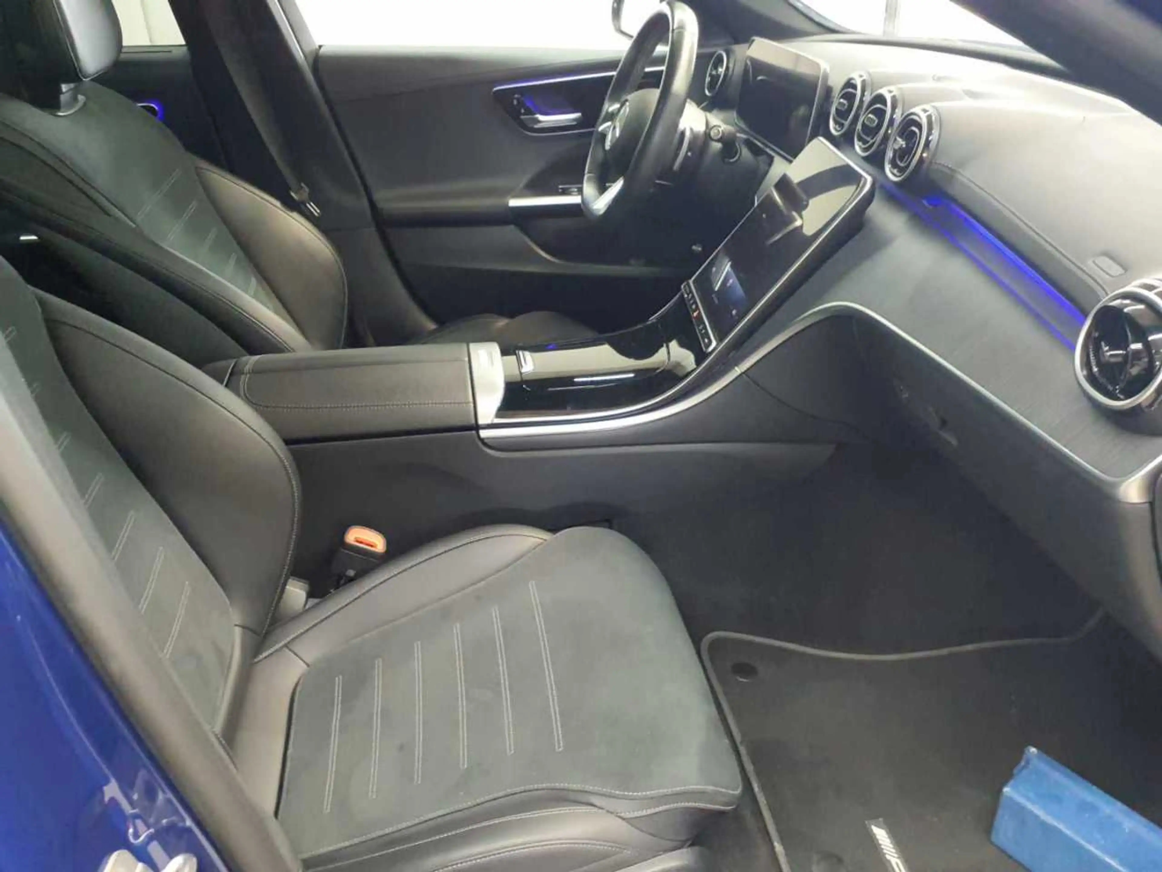 Mercedes-Benz C 220 C 220 d T 9G-AMG AHK Pano AssiP StHz — photo 8