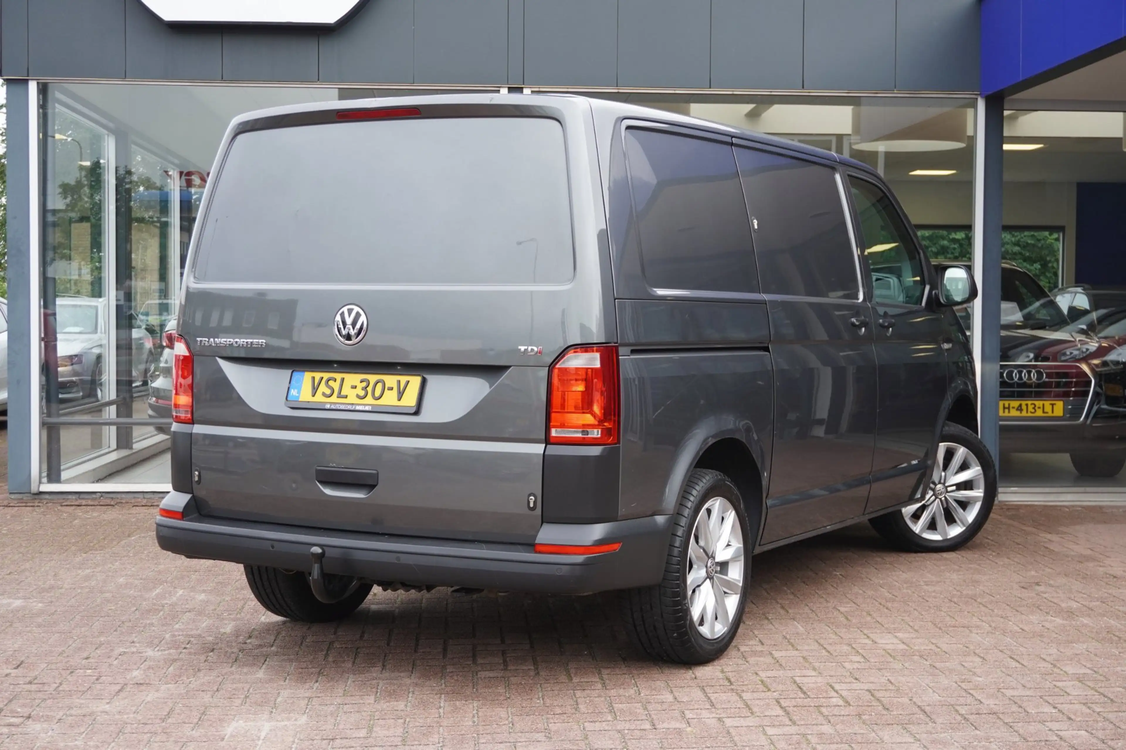 Volkswagen Transporter 2.0 TDI L1H2 Highline | 3 zitter | Carplay | LM ve — photo 4