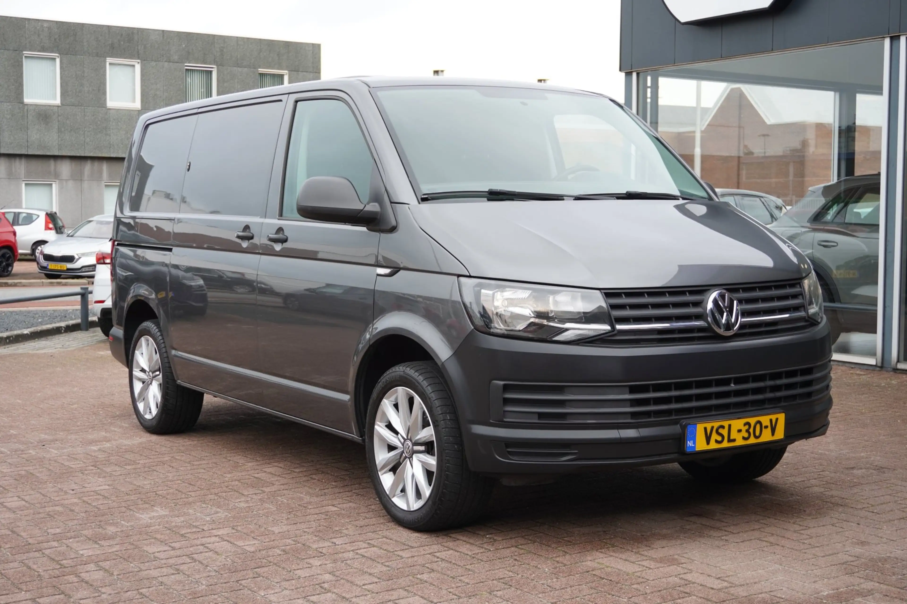 Volkswagen Transporter 2.0 TDI L1H2 Highline | 3 zitter | Carplay | LM ve — photo 9