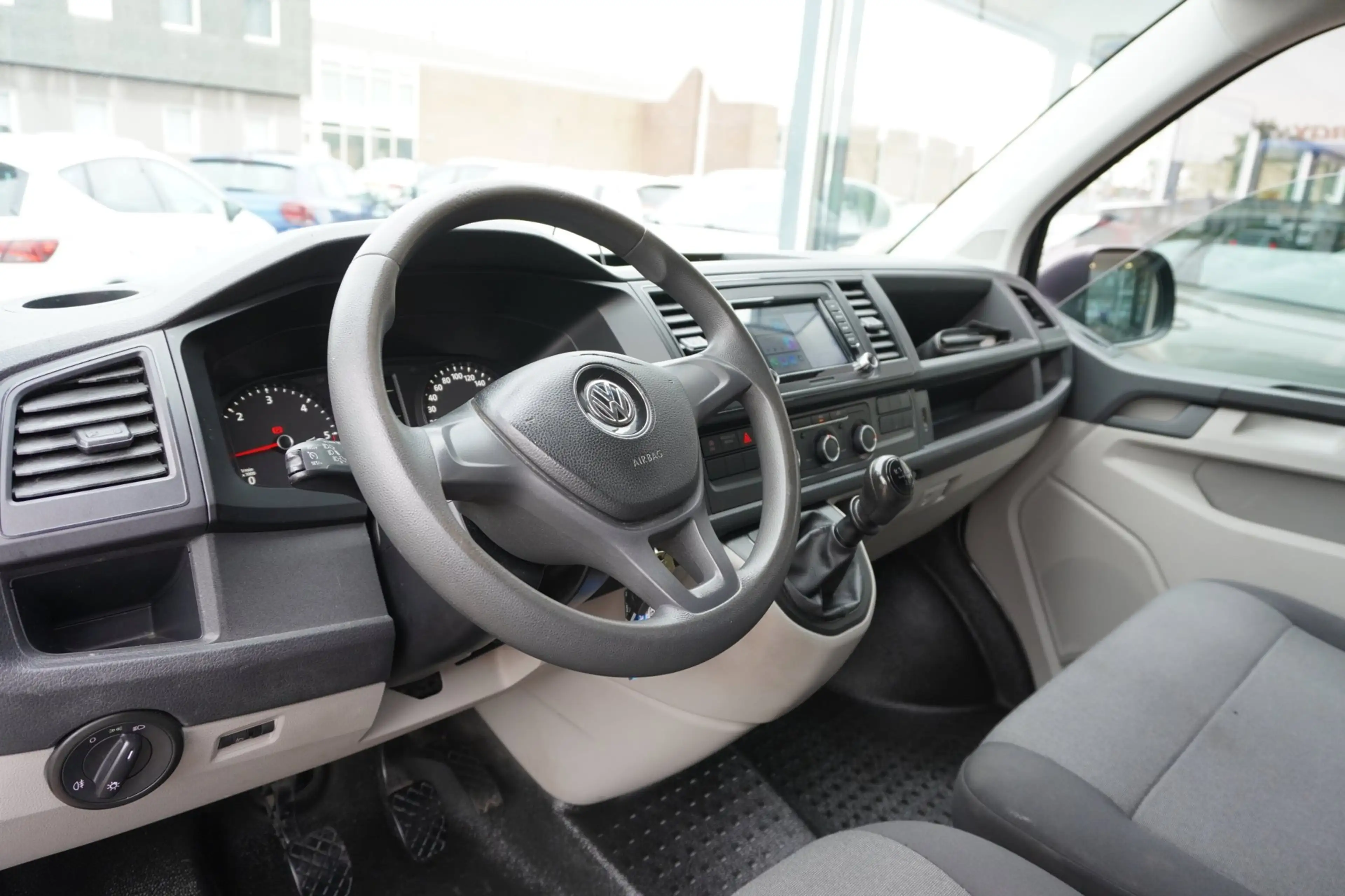 Volkswagen Transporter 2.0 TDI L1H2 Highline | 3 zitter | Carplay | LM ve — photo 11