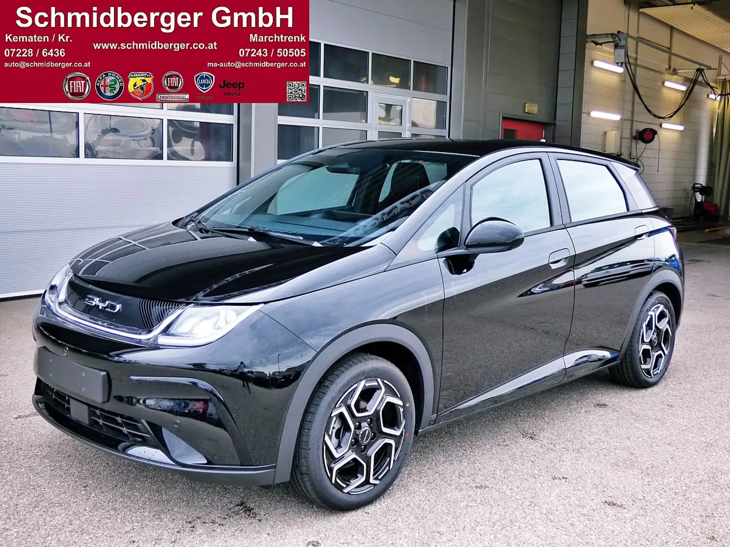 BYD Dolphin 60,4 kWh Comfort Österreich Paket Eintausch-Aktion Nero - 1