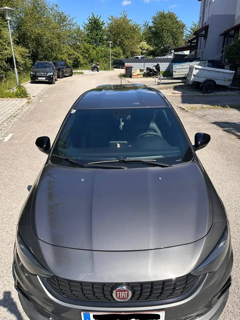 Fiat Tipo Tipo MultiJet 120 SCR DCT S-Design S-Design Grau - 2