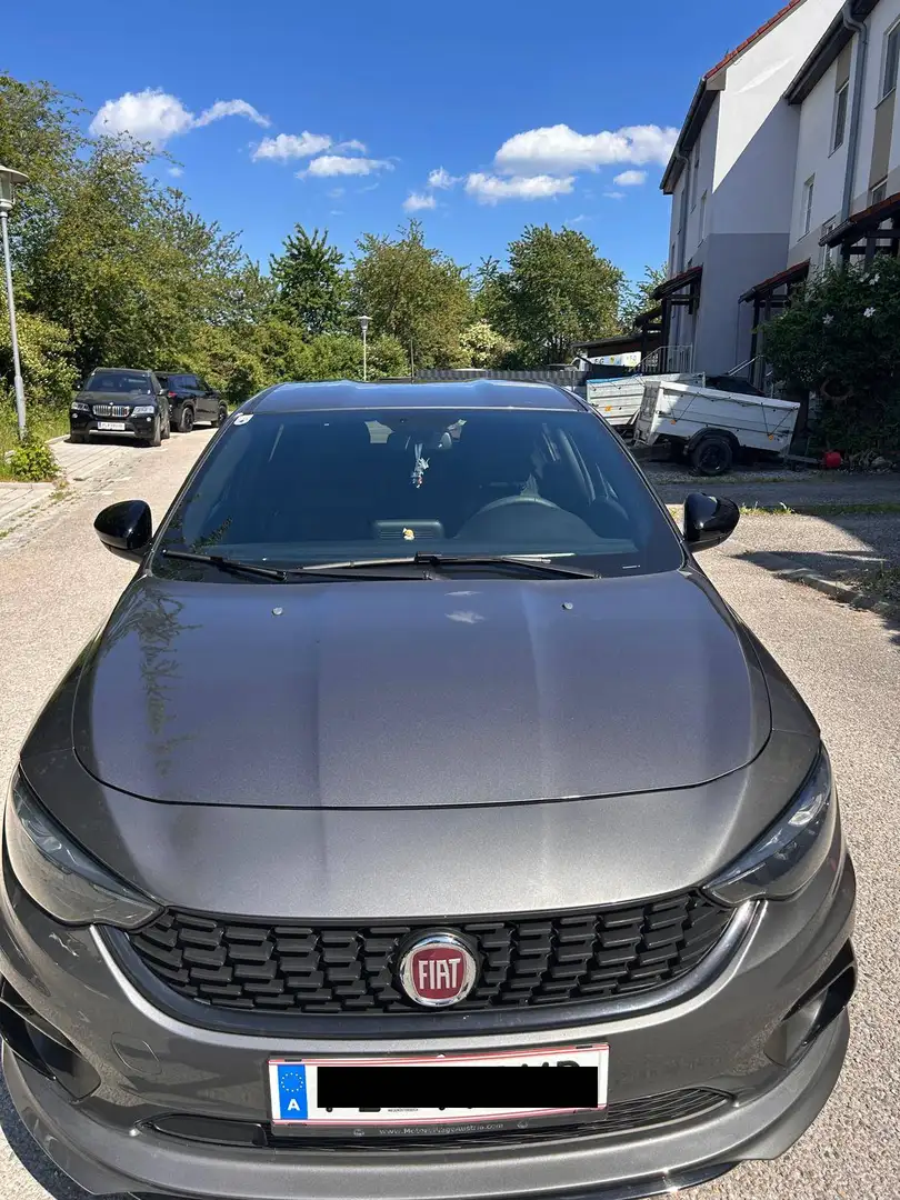 Fiat Tipo Tipo MultiJet 120 SCR DCT S-Design S-Design Grau - 2
