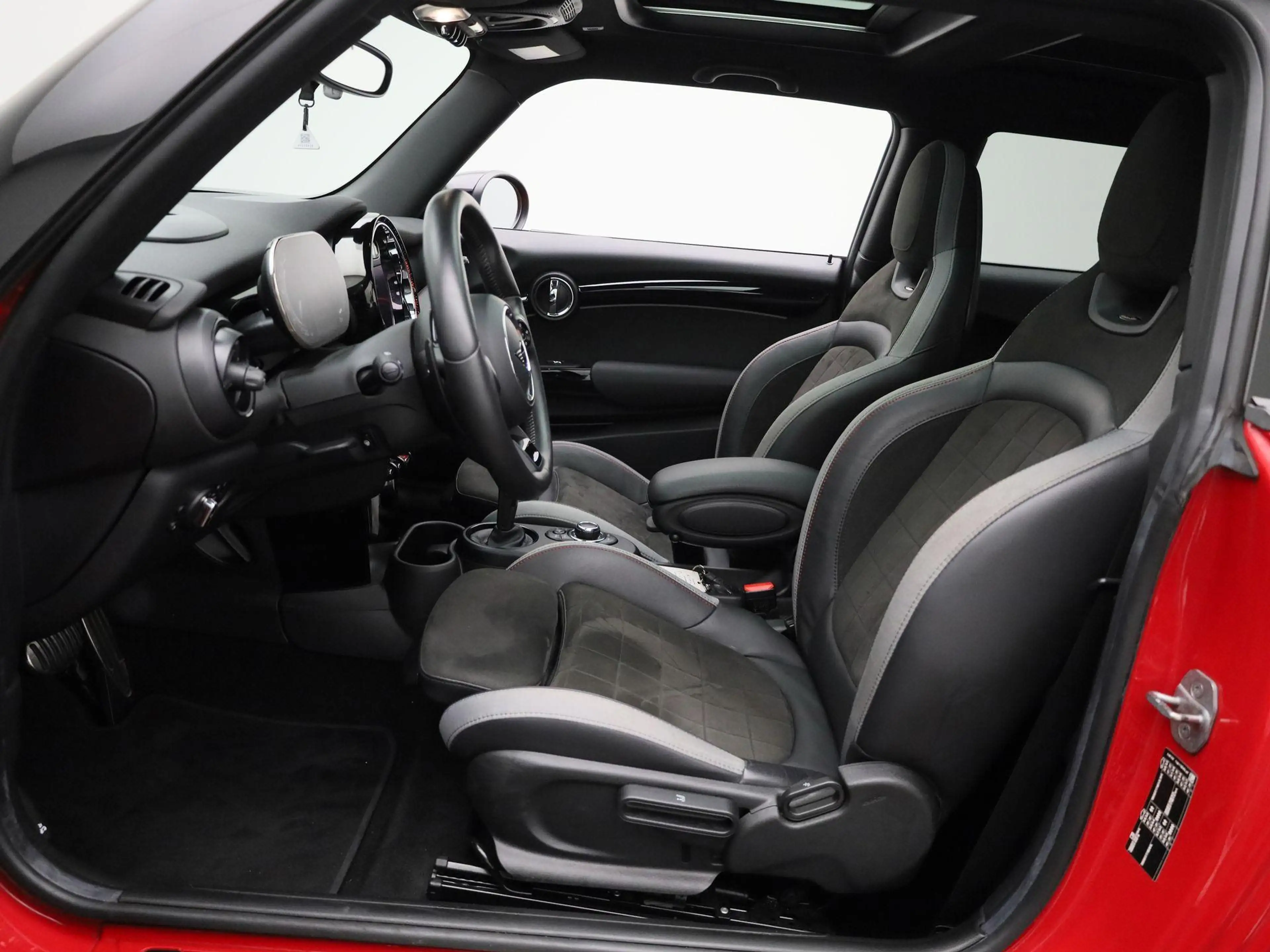 MINI Cooper S 3-Deurs 2.0 John Cooper Works | Automaat| Panorama — photo 8