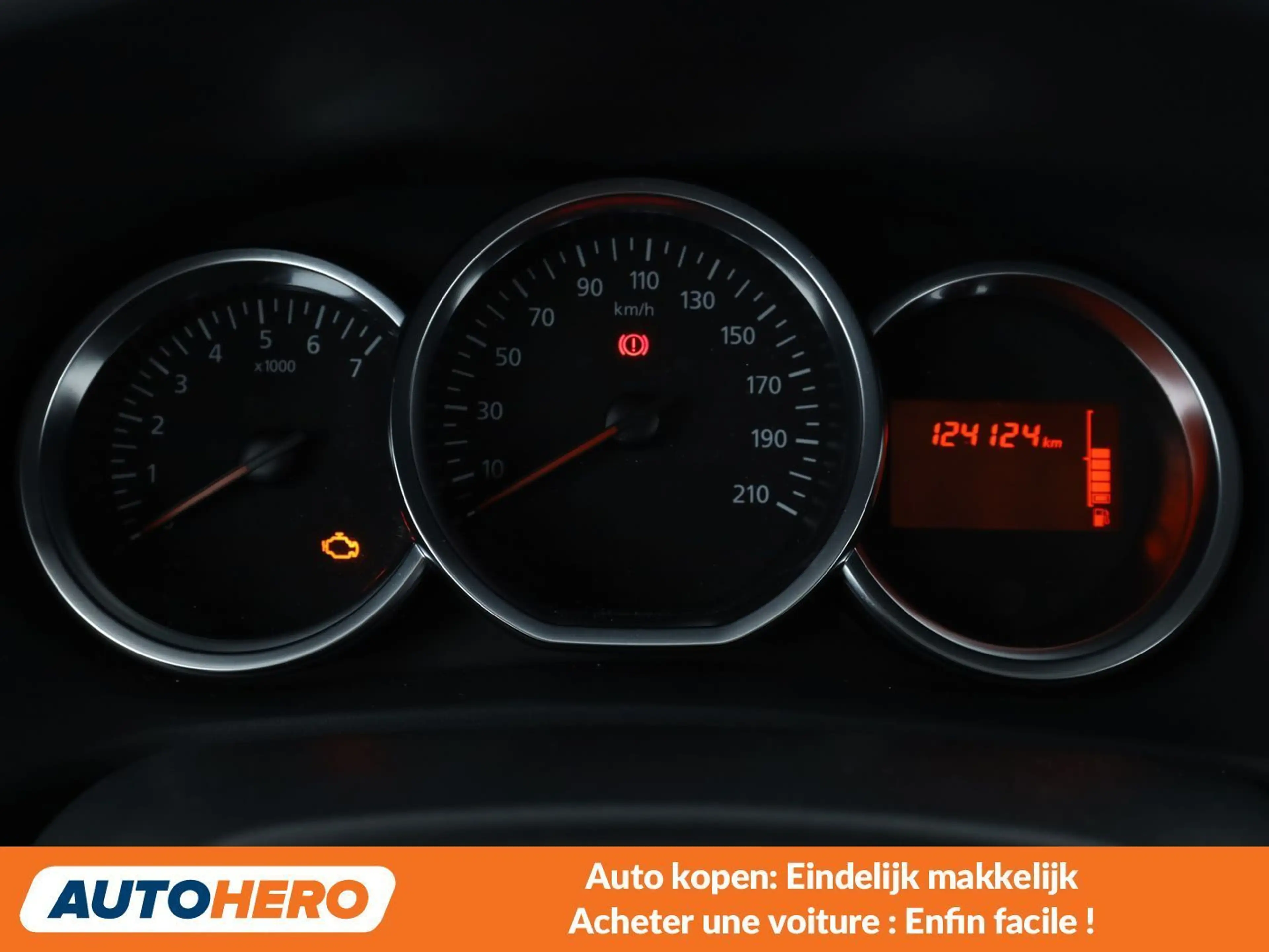 Dacia Logan 0.9 TCe 15th Anniversary — photo 6