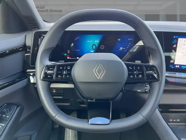 Renault Austral view 11