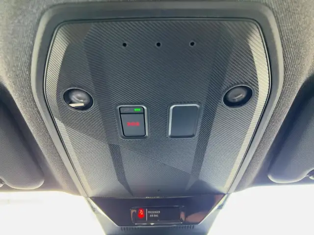 Renault Austral view 17