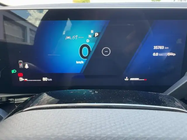 Renault Austral view 13