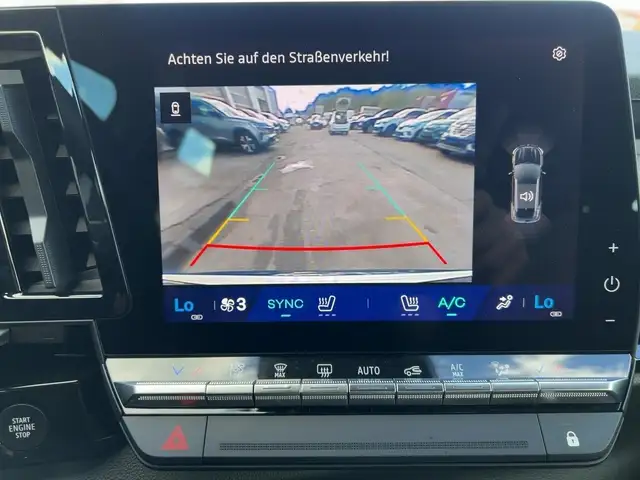 Renault Austral view 15