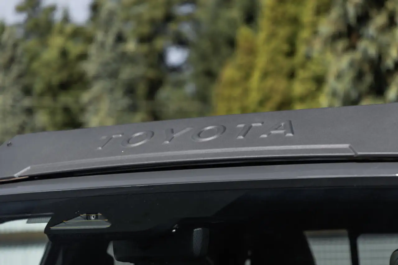 Toyota Tacoma снимка Toyota Tacoma