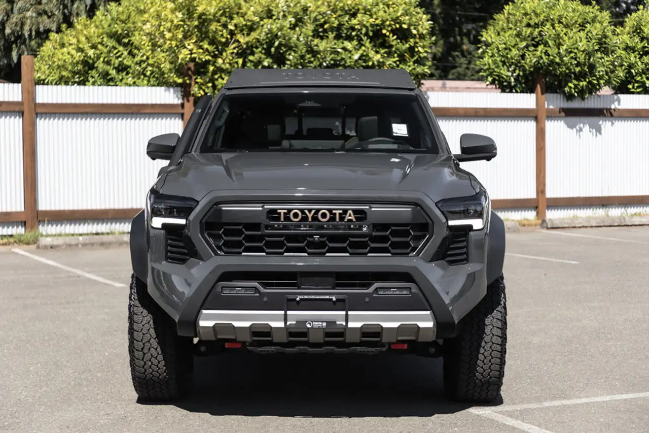 Toyota Tacoma снимка Toyota Tacoma