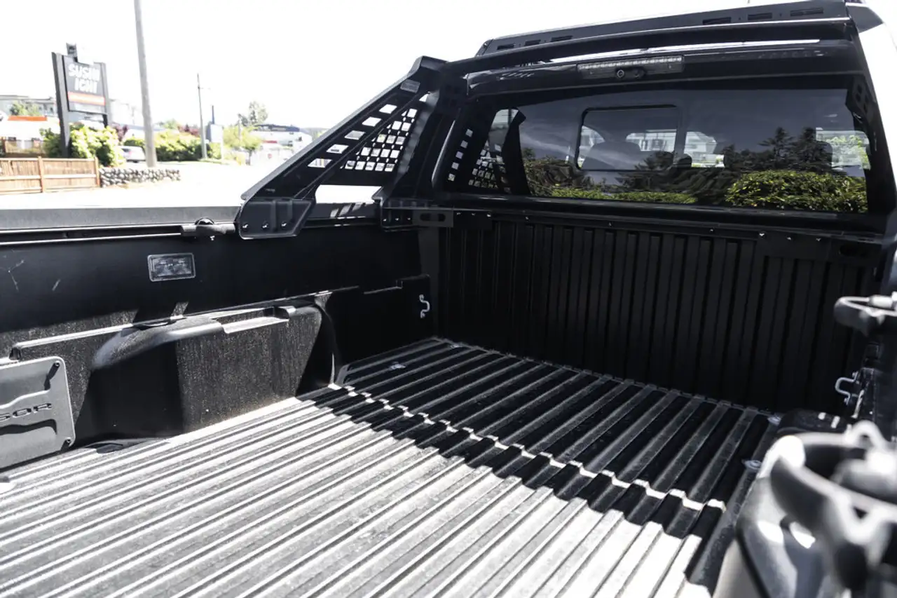 Toyota Tacoma снимка Toyota Tacoma