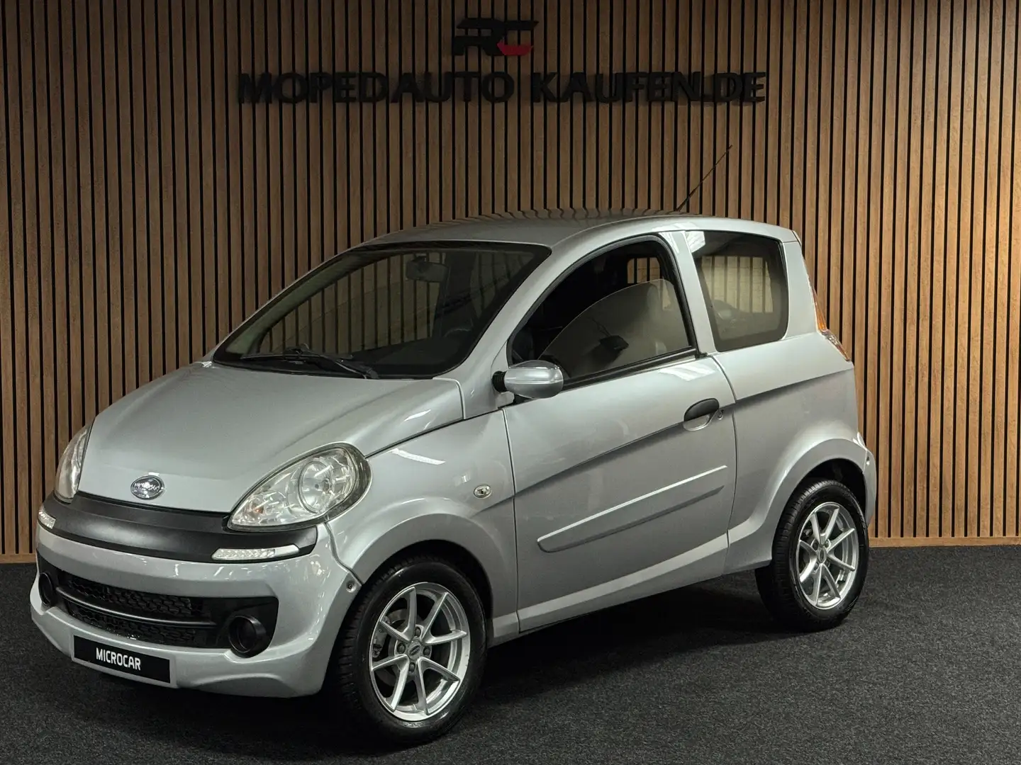 Microcar M.Go Luxe 45 km/h Mopedauto - 1