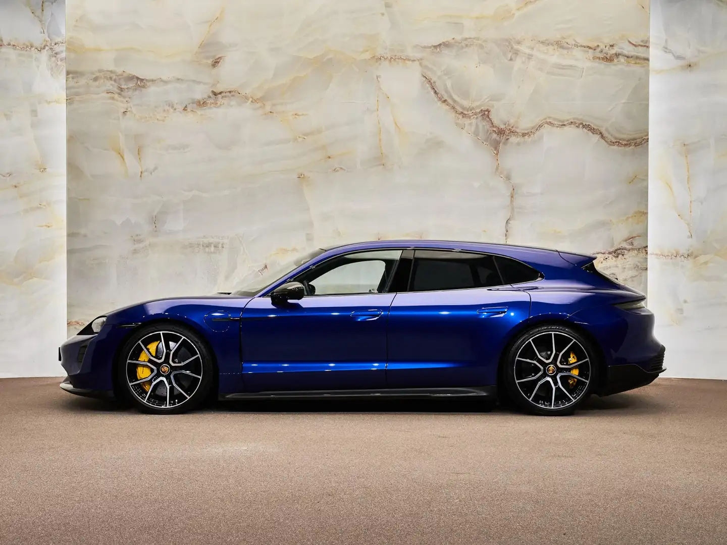 Porsche Taycan Sport Turismo Turbo S, NL-auto, 1e eig., PTS, PCCB Bleu - 2