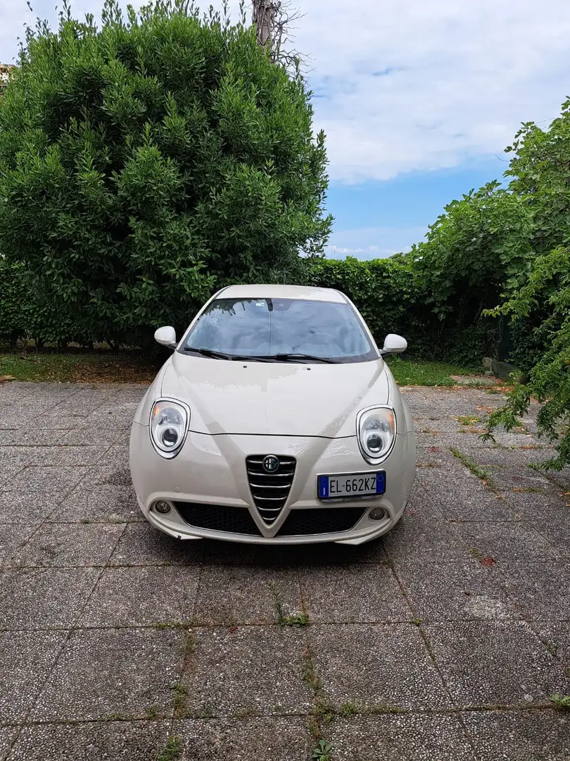 Alfa Romeo MiTo MiTo 2008 1.3 jtdm-2 Distinctive premium pack s Beige - 2