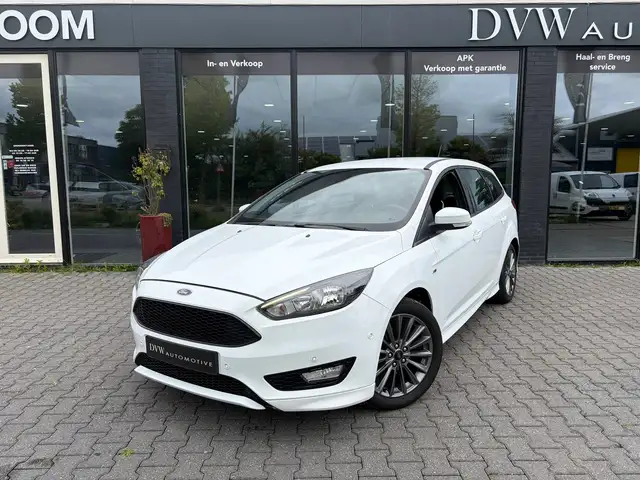 2017 Ford Focus in White for sale