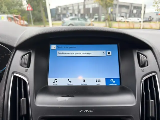 Ford Focus view 15