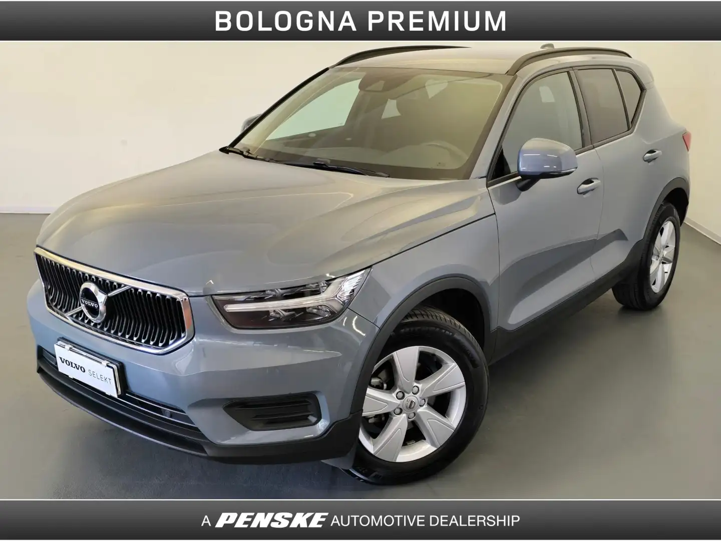 Volvo XC40 XC40 T2 Geartronic Momentum Core Grigio - 1