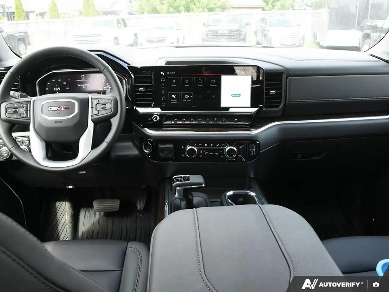 GMC Sierra 1500 снимка GMC Sierra 1500