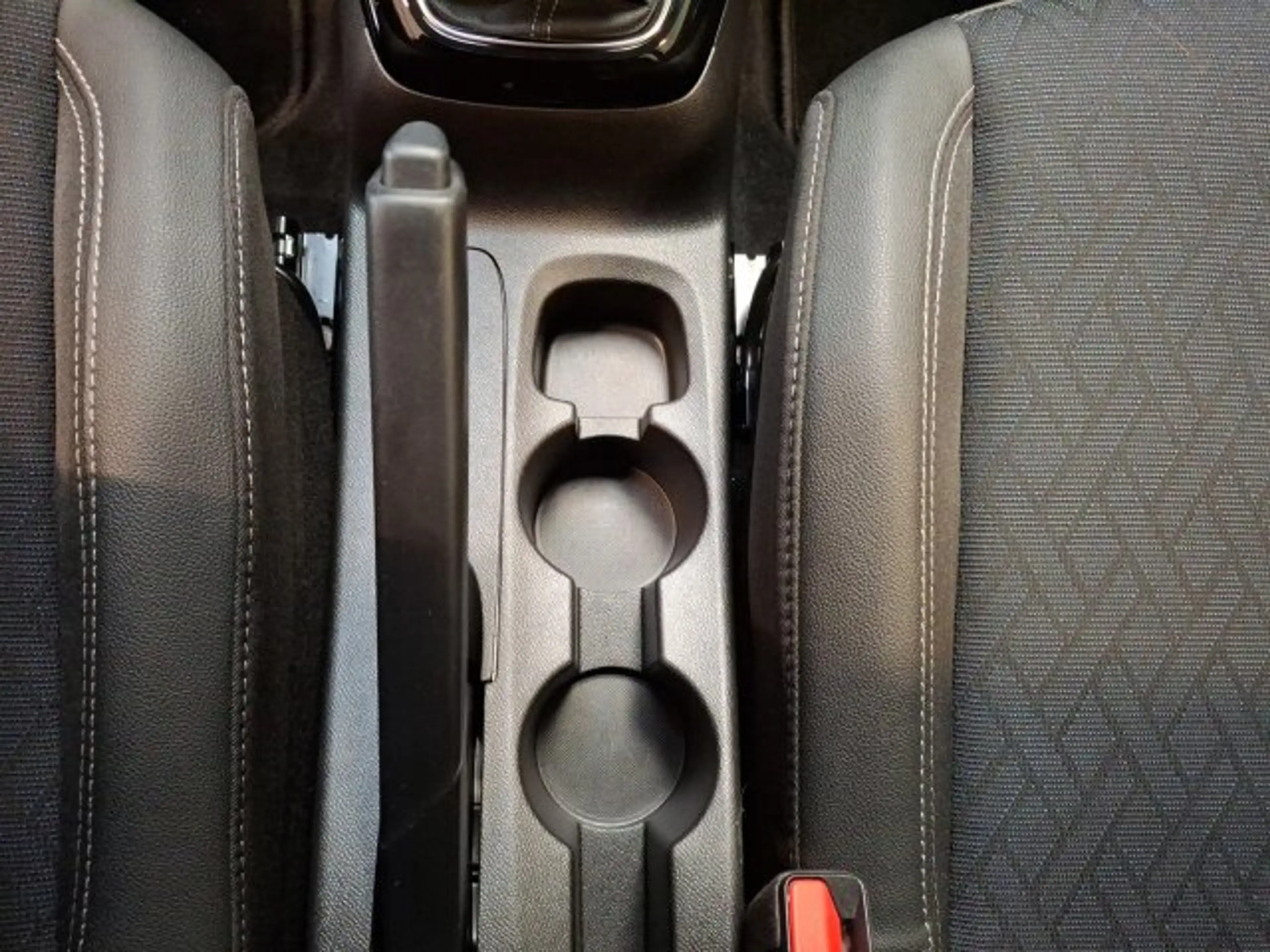 Opel Corsa F 1.2 Elegance Klima Sitzheizung — photo 18