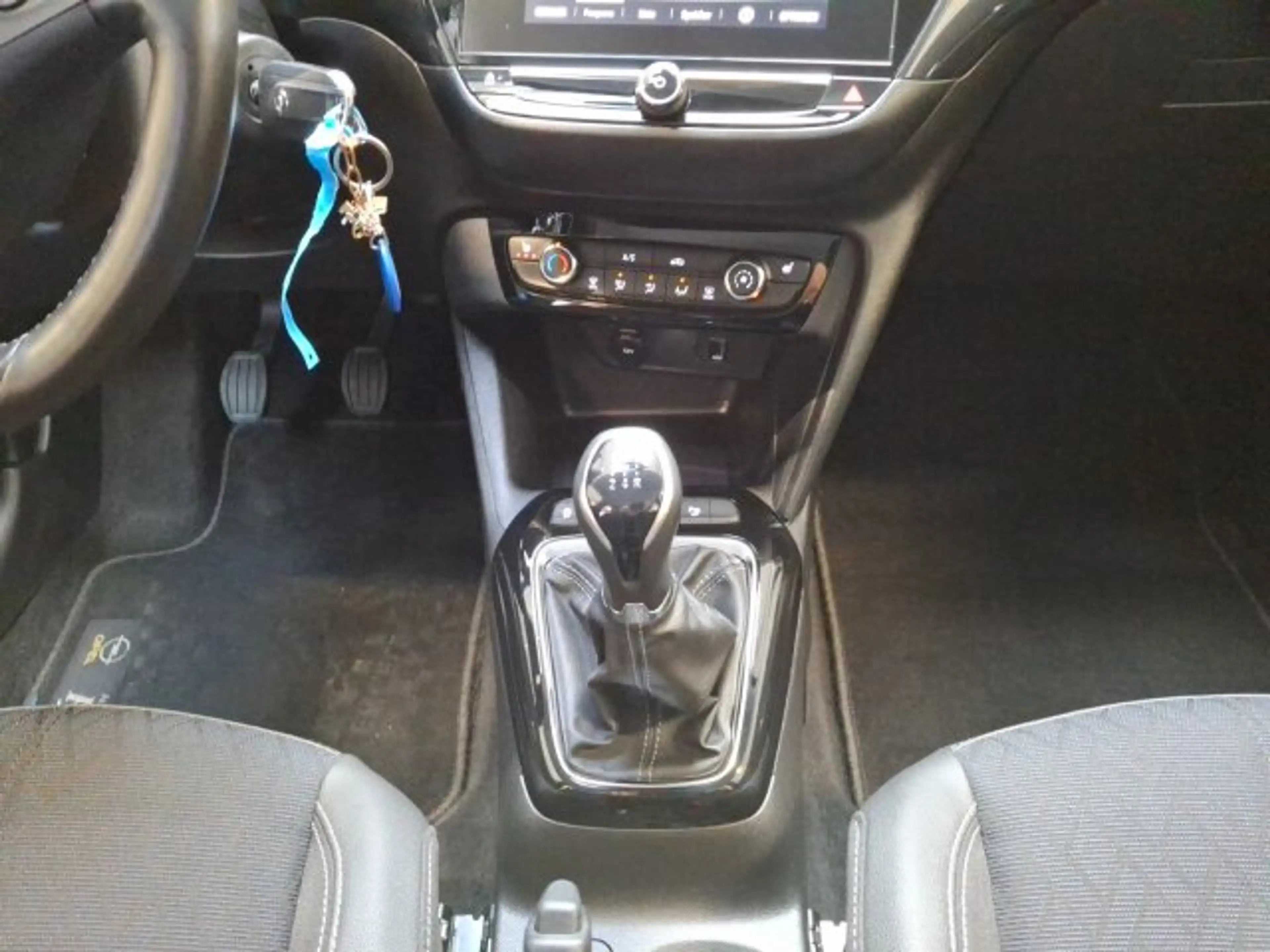 Opel Corsa F 1.2 Elegance Klima Sitzheizung — photo 13