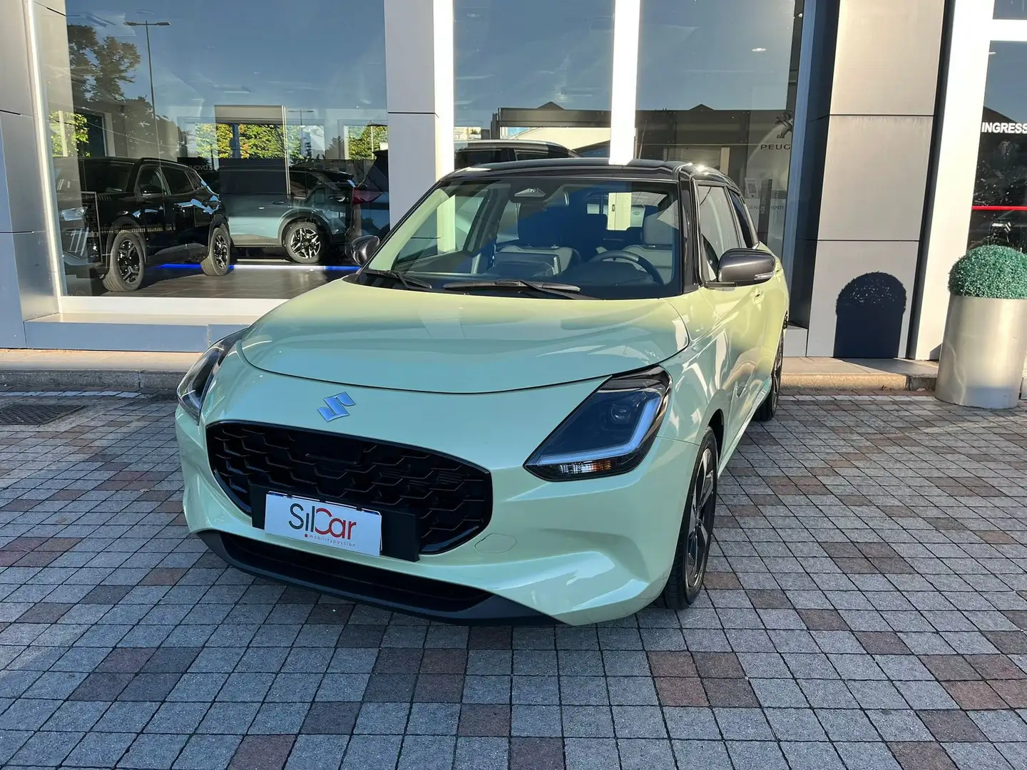 Suzuki Swift Swift 1.2 Hybrid CVT Top Verde - 1