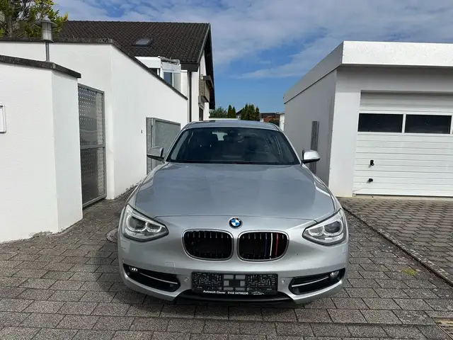 BMW 125 SPORT LINE-AUT-LEDER-NAVI-XEN-KEYLESS-el. SITZ-RFK