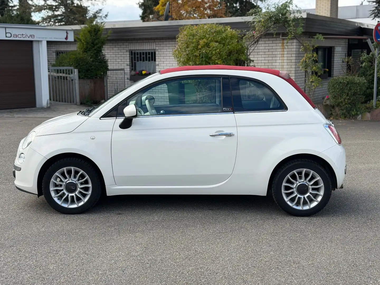 Fiat 500C Lounge 1.2 Klima SHZ PDC EU6 Tüv 03/2027 Weiß - 2