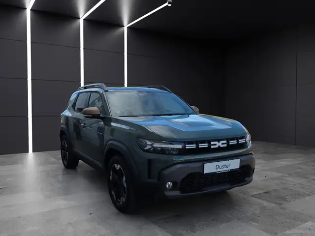 Dacia Duster view 4