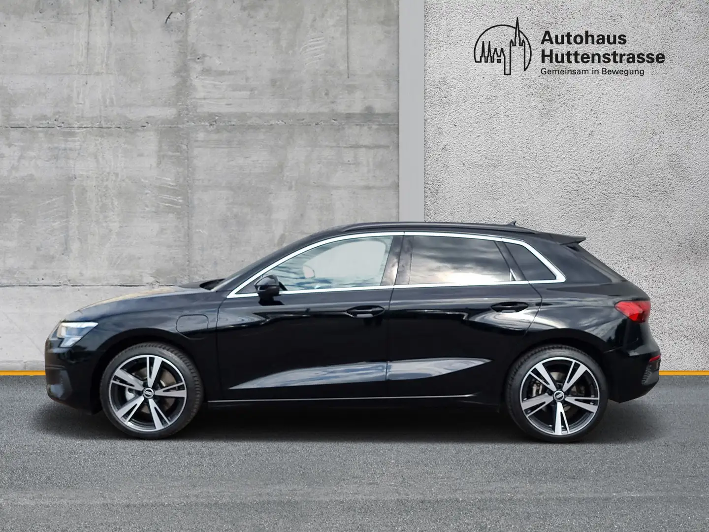 Audi A3 Sportback 40 TFSIe LED VIRTUAL AHK 18" Schwarz - 2