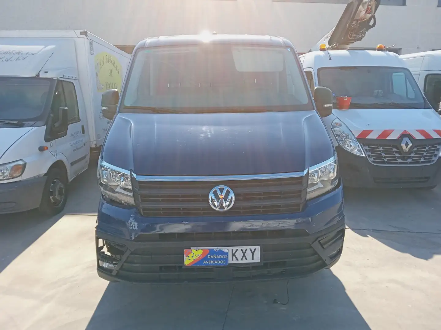 Volkswagen Crafter Furgón 2.0TDI SCR 35 BM L3H2 103kW Azul - 1