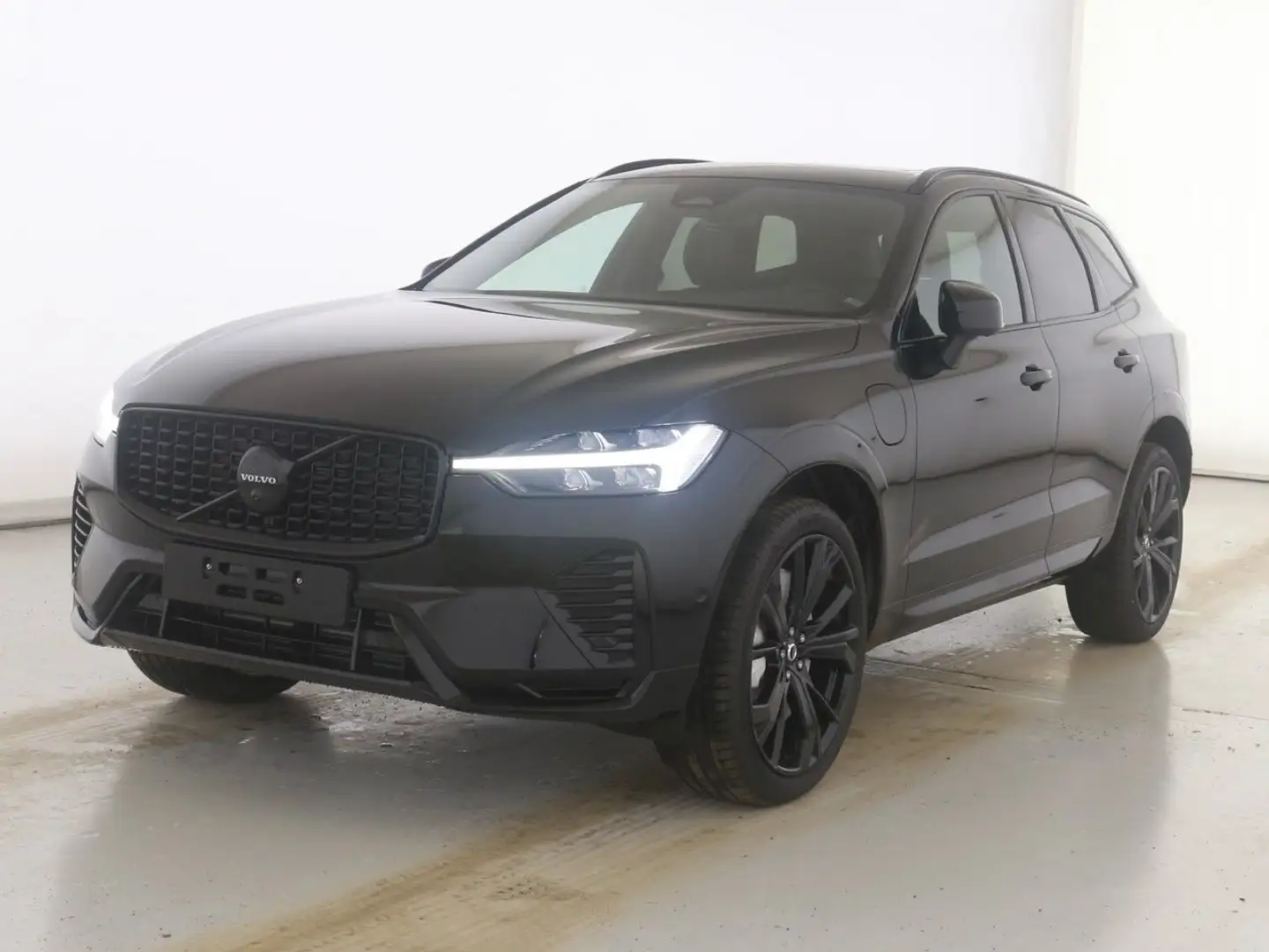 Volvo XC60 T6 Plus Black Edition  Plug-In Hybrid Schwarz - 1