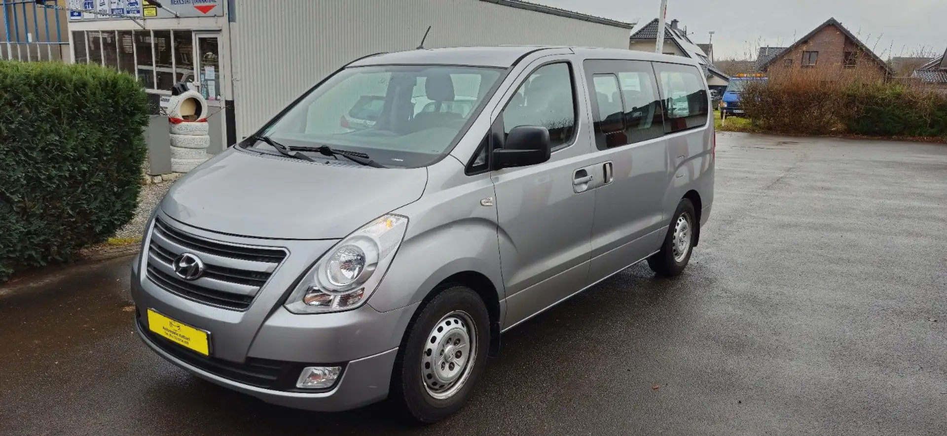 Hyundai H-1 Travel Comfort AUTOMATIK,NEUE KETTE u. KÜHL. Silber - 1