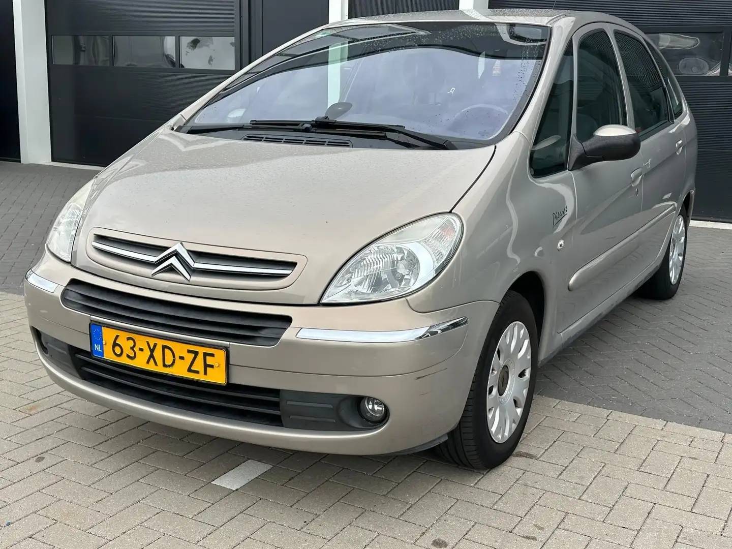Citroen Xsara Picasso 1.6i-16V/AIRCO/APK/NAP/INRUILKOOPJE Beige - 2
