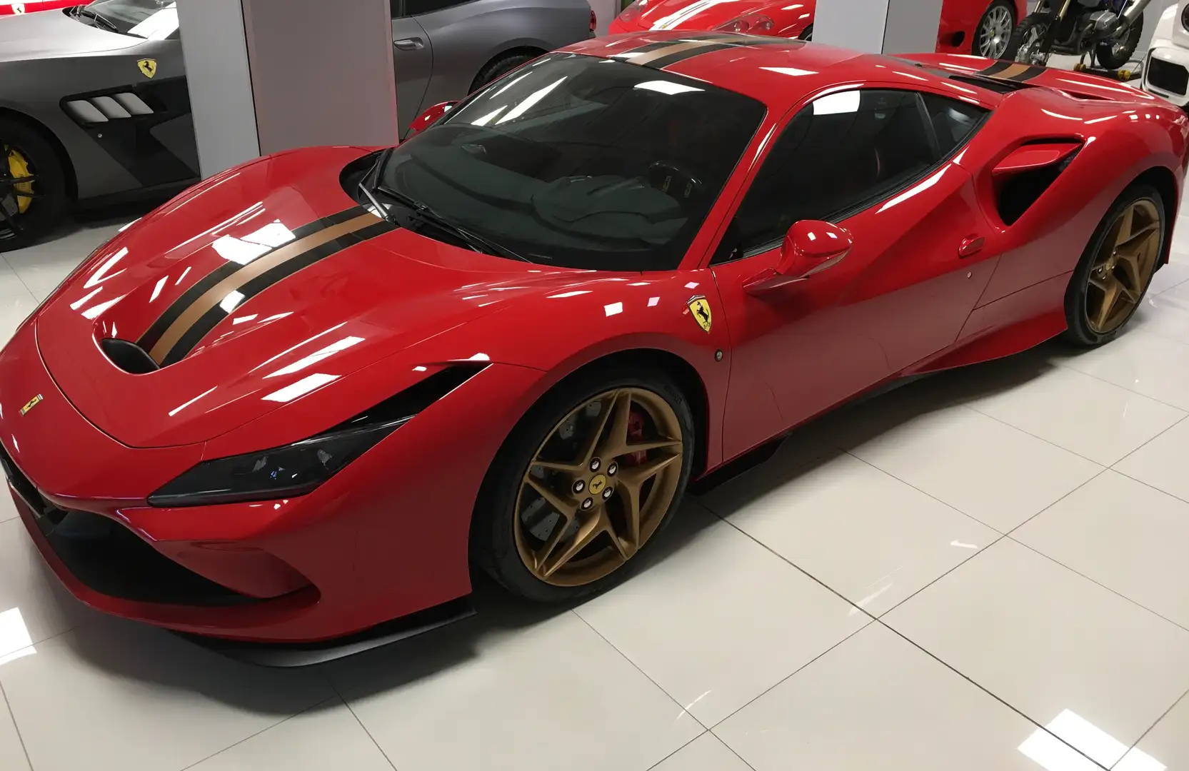Ferrari F8 Tributo IVA Esposta. Piros - 1
