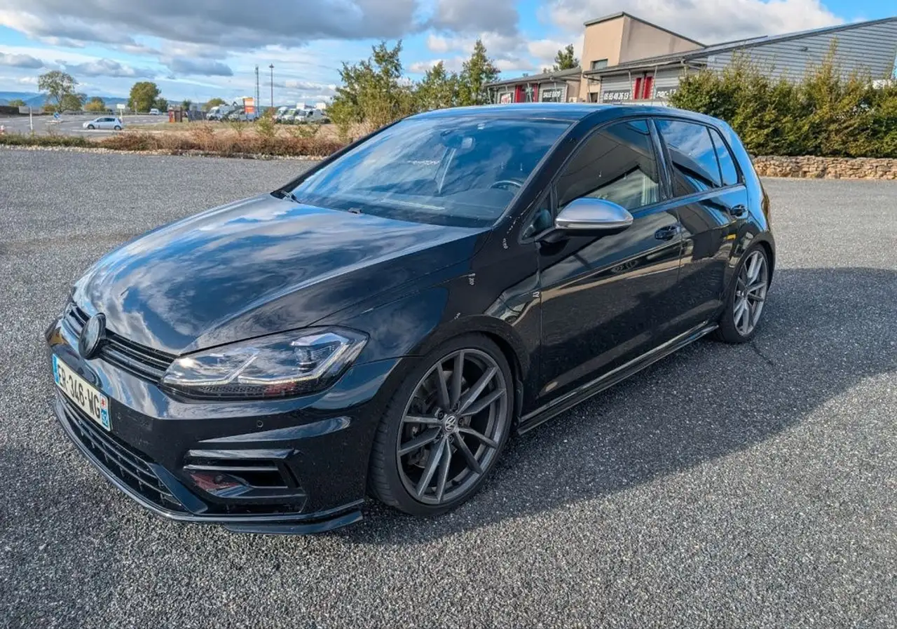 Volkswagen Golf R — photo 2