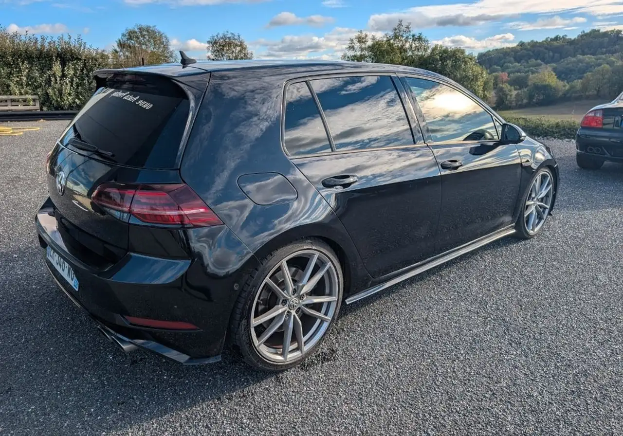 Volkswagen Golf R — photo 3