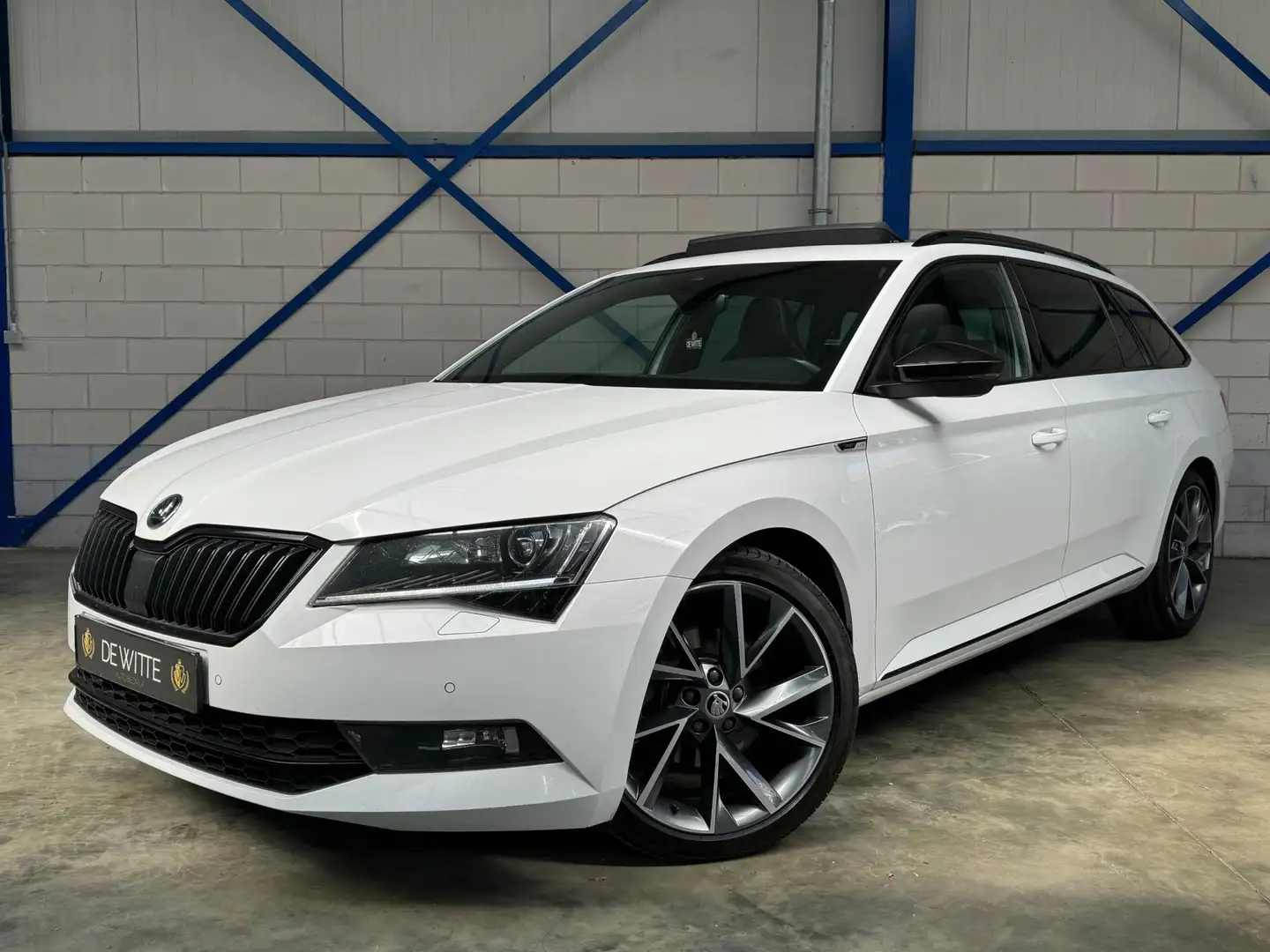 Skoda Superb Combi 2.0 TSI Sportline 220PK Pano|Camera|Trekhaak Blanco - 1