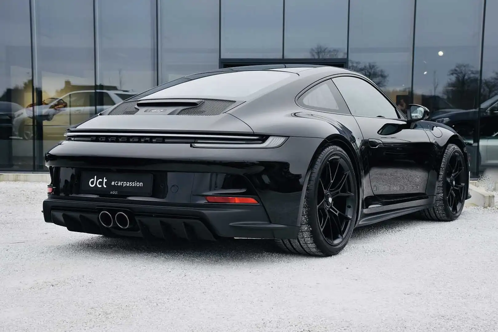 Porsche 992 GT3 Touring **3100km** Heritage Lift RW St Zwart - 2