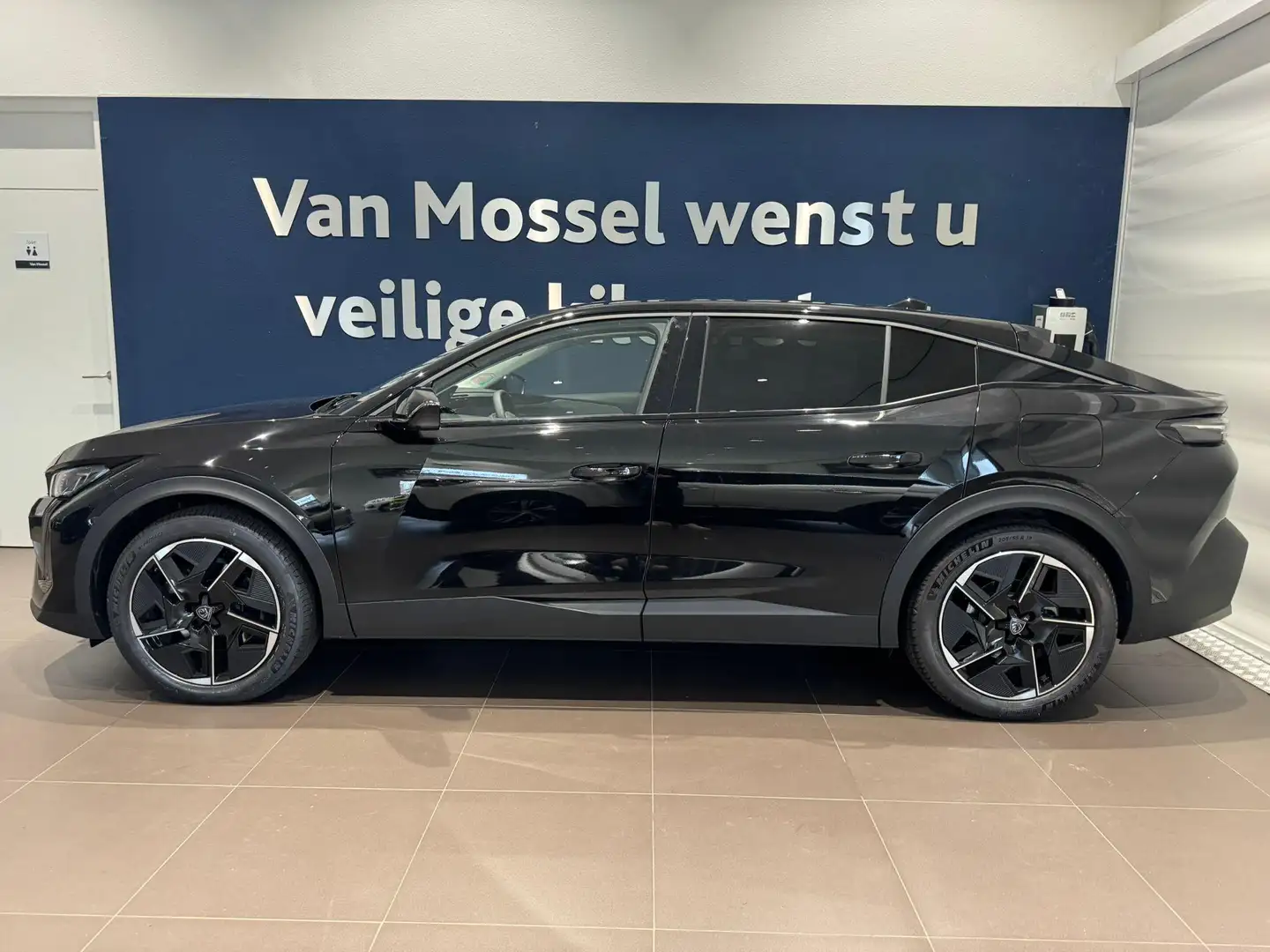 Peugeot 408 1.6 HYbrid 225 EAT8 Allure Avantage Zwart - 2