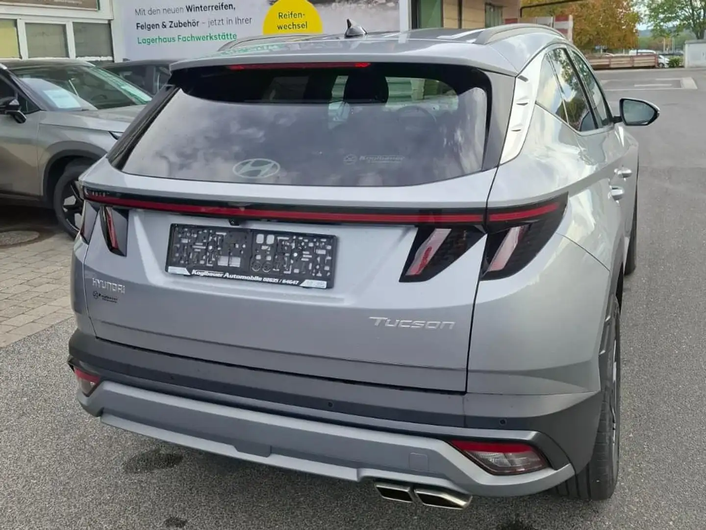 Hyundai TUCSON 1,6 T-GDI 48V 2WD Go! DCT Silber - 2