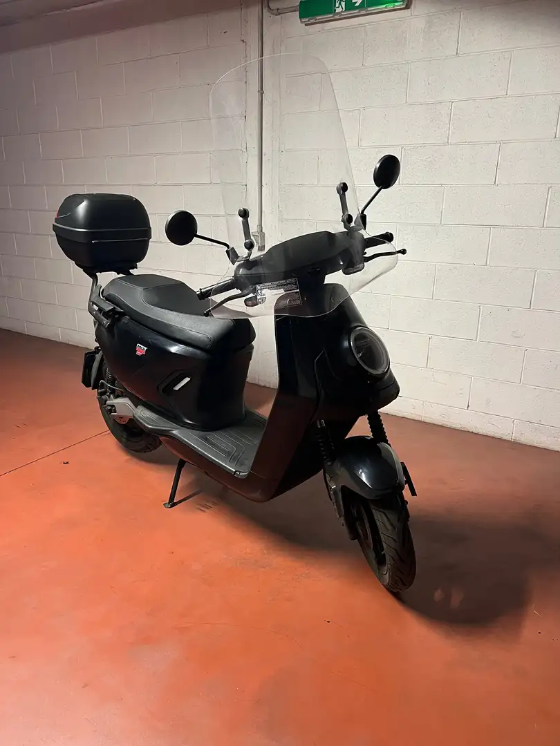 Niu MQi Negru - 2