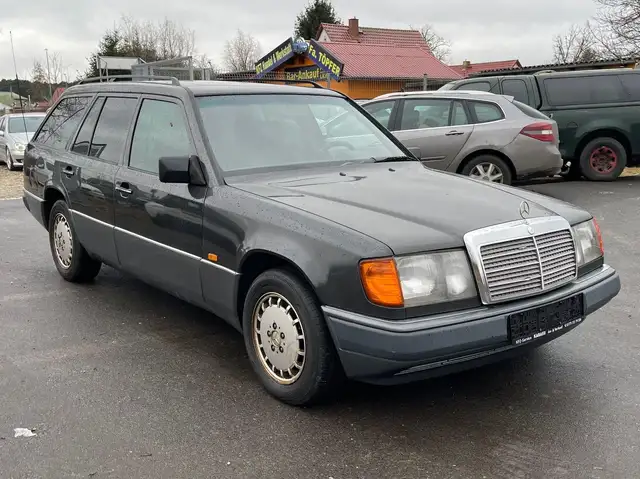 Mercedes-Benz E 320 E 320 T"AUTOMATIK"KLIMA"E-SCHIEBEDACH"AIRBAG"HUNEU