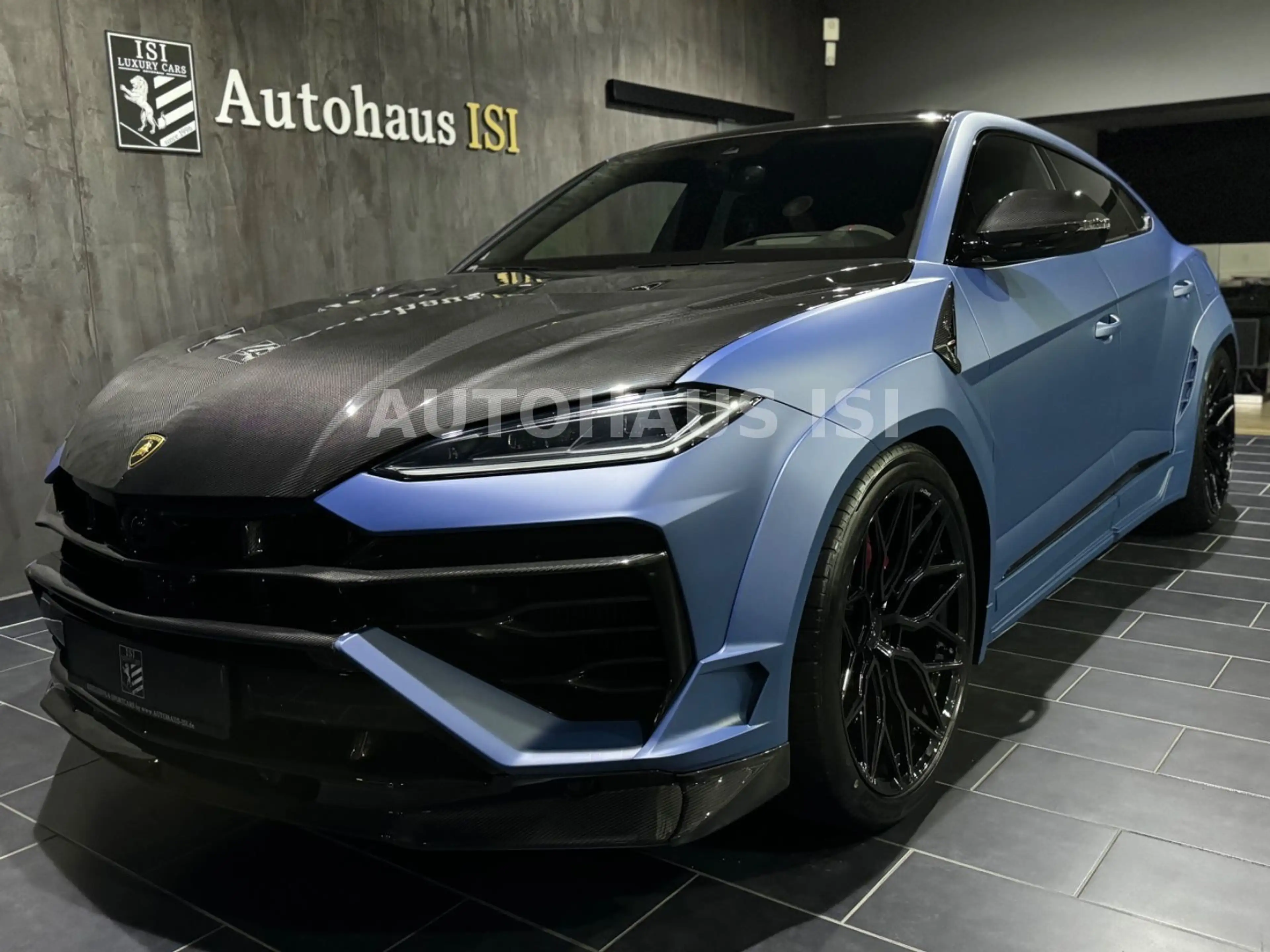 Lamborghini Urus SE NOVITEC ESTESO WIDEBODY,CARBON,B&O,23" — photo 10