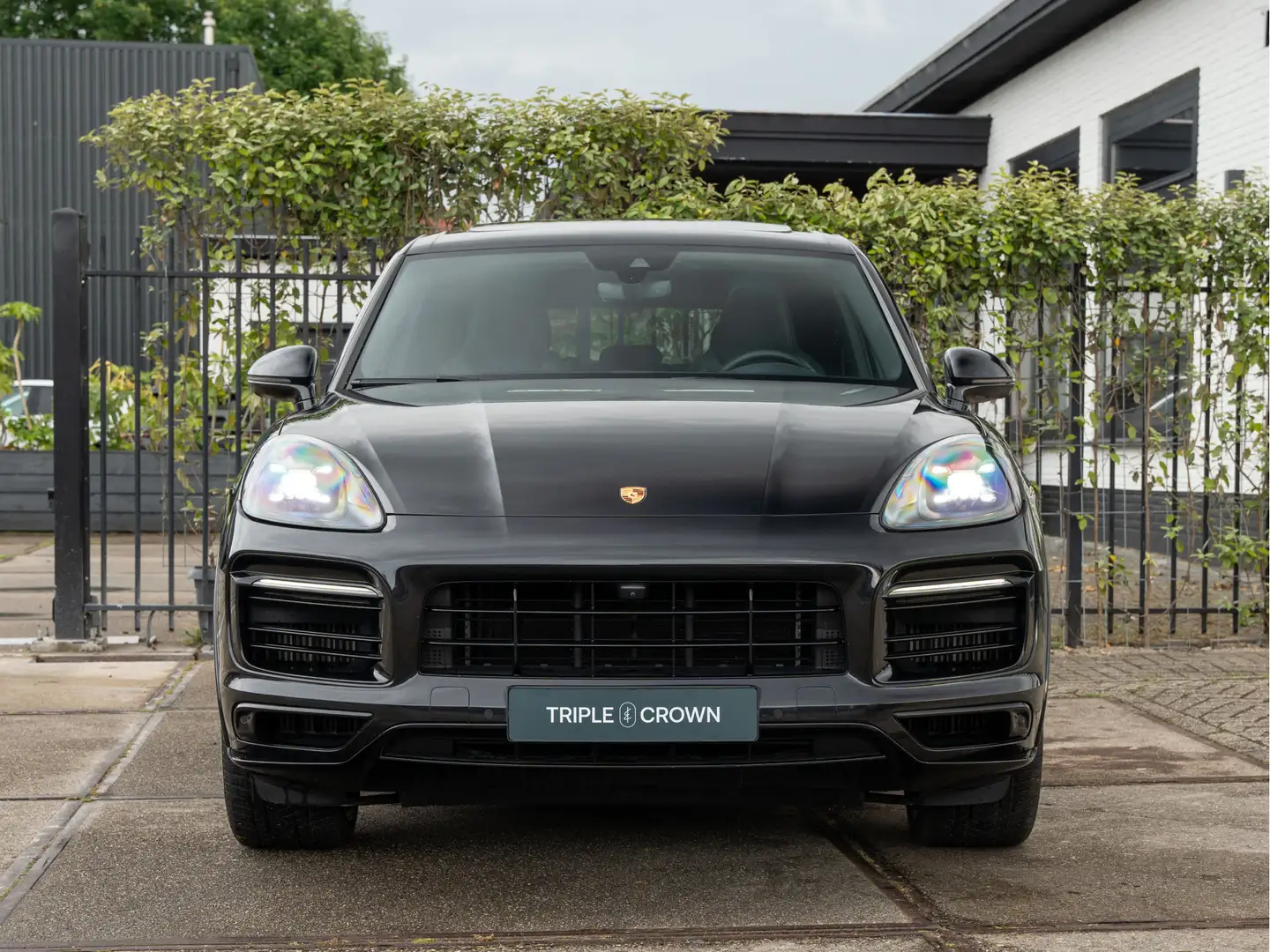 Porsche Cayenne 3.0 E-Hybrid | Sport Design | Panoramadak | Bose | Zwart - 2