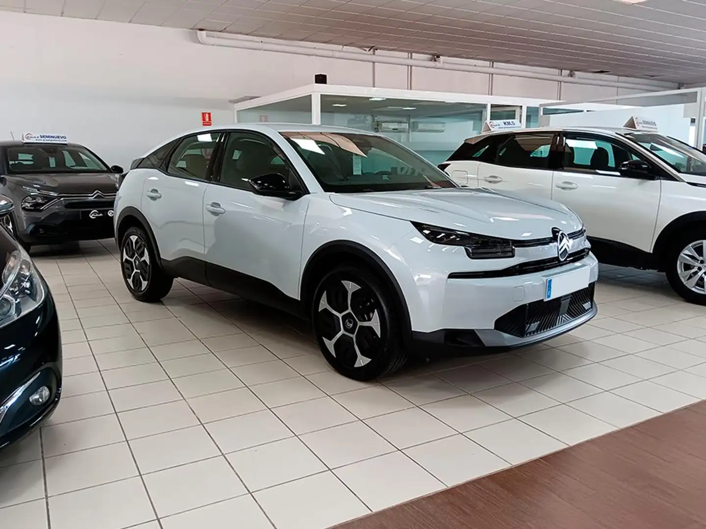Citroen C4 Hybrid Plus eDSC6 136 Blanco - 1