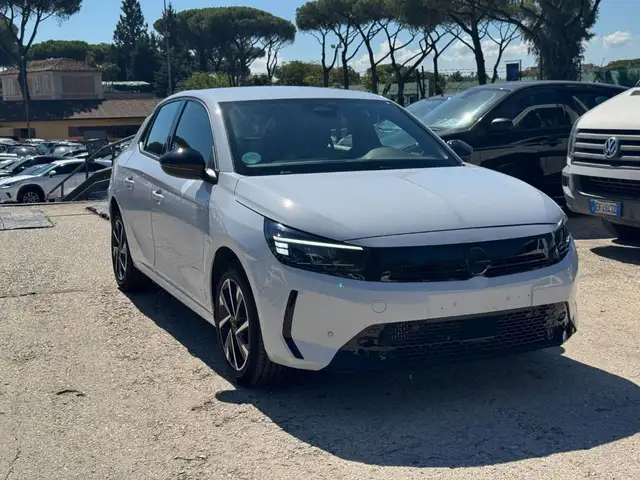 Opel Corsa view 2