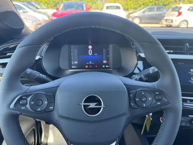 Opel Corsa view 7