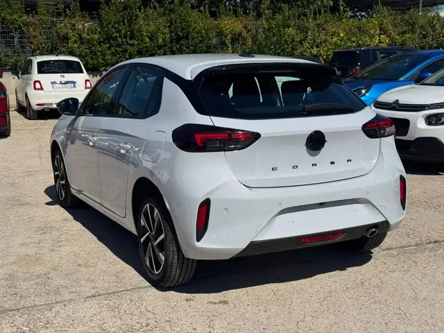Opel Corsa view 4